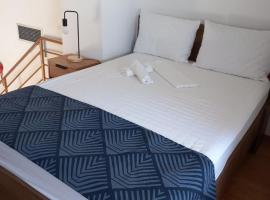 guest house，位于阿马利阿斯的酒店