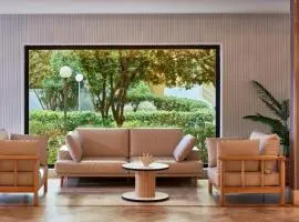 Serena Majestic Residence