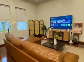 3BR 4BedVilla Silom China town BTS Surasak Special offer