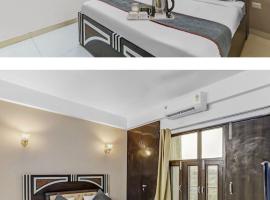 hotel Town house Noida premium inn，位于诺伊达的酒店