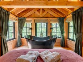 Les cabanes des Dolimarts，位于Bohan的酒店