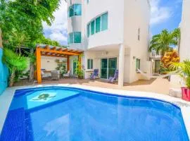 5 Bedroom Modern Villa with Private Pool - Great Location