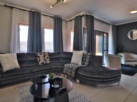 Luxury Lowveld Retreat，位于Boschrand的酒店