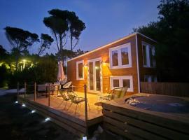 Cozy tiny house - Where the Sea meets the Florest