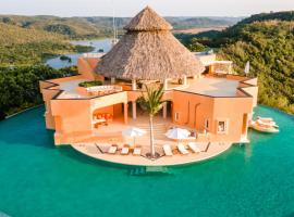 Iconic Villas in Careyes，位于卡热伊斯的酒店