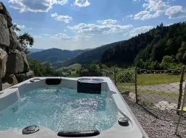 FeWo mit Whirlpool, Infrarot-Sauna & Schwarzwaldblick