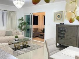 Amplio y acogedor apartamento con piscina，位于La Francia的酒店