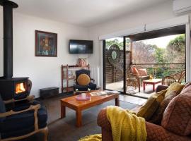 Raven Cottage- gorgeous gardens and cosy fire，位于戴尔斯福特的豪华酒店