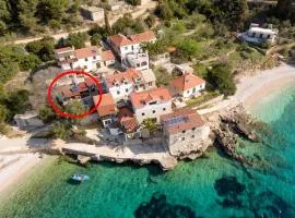 Secluded fisherman's cottage Cove Tvrdni Dolac, Hvar - 13018