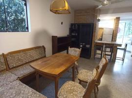 Amplio departamento céntrico，位于圣洛伦索的酒店