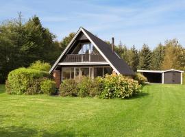 3 Bedroom Stunning Home In Højslev，位于霍伊斯莱乌的酒店