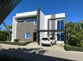 Timeless Luxury Villa-Ocean View 3BRM-5Bath-Pool