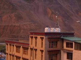 The Kaza Inn - Your mud house retreat，位于加沙的酒店