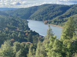 Casa con vista al rio Cutipay，位于涅夫拉的酒店