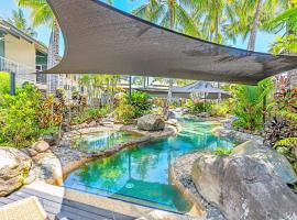 Wallaby Hideaway- Trinity Beach，位于三一海滩的酒店
