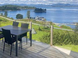 4 person holiday home in LINDÅS-By Traum，位于林多斯的酒店