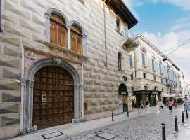 Palazzo Confalonieri da Lisca