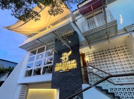 Bening Boutique Hotel Managed By Salak Hospitality，位于Cibening Tiga的酒店