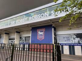 7a Sir Alf Ramsey Way，位于伊普斯威奇的酒店