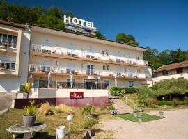 Hôtel de L'ile，位于Custines的酒店