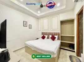 HOTEL S MADHWA ! VARANASI fully-Air-Conditioned hotel at prime location with off site Parking availability, near Kashi Vishwanath Temple and Ganga ghat