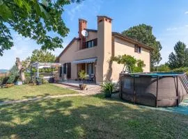 Cozy Home In Pazin With Jacuzzi