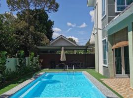 Teratak Dusun NadzYan，位于Bukit Selambau的酒店