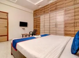 Cozy 3BHK service apartment in kukatpally