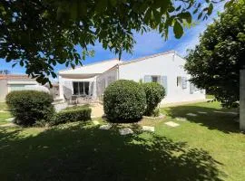 Maison La Rabouillère avec jardin arboré