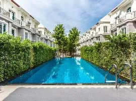 Sukhumvit 16 Townhouses, InHome Luxury Residences