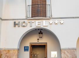 Hotel Don Miguel Plaza，位于贝尔哈的酒店