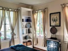 Charming 2 Bedroom Suite in Cloverdale District