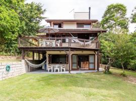 Apenas Piso Térreo-Morada do Morro-Praia de Cima，位于皮涅拉的酒店