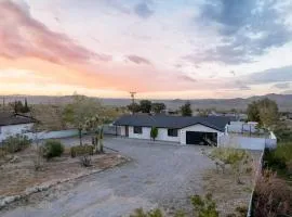 Desert ROSE Villa - Amazing Location - Fire-pit - NEW