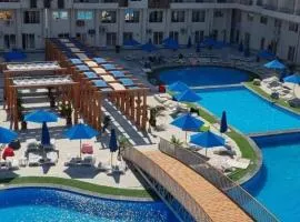 Tiba Golden Beach Resort, Down Town
