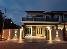 J Garden Village，位于麻坡的酒店