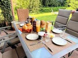 NEW Spacious House with large garden