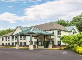 Econo Lodge Glens Falls - Lake George