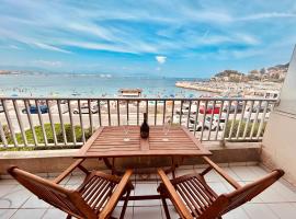 Seaside Serenity - Antibes - Beachfront Apartment -，位于昂蒂布的酒店