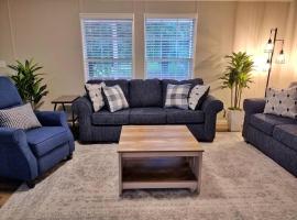 Backwoods Milton House 3BR&2bath，位于Milton的酒店