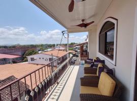 P H Claribel Piso 3 en Las Tablas al lado del Hotel Presidente，位于拉斯塔布拉斯的酒店
