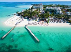 Casa Moderna en Playa Norte Isla Mujeres，位于女人岛的酒店