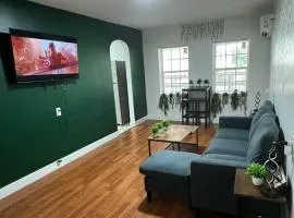 1BR Garden Oasis in Westover, Pet-Friendly, WVU