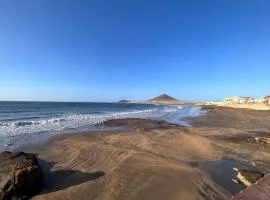 Alquilaencanarias Medano Pika Mediterraneo