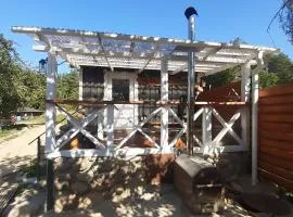 Dvivietis namelis su ofuro vone