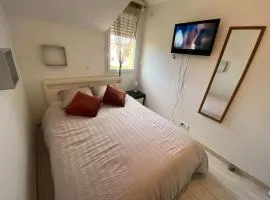 Appartement T3 individuel avec accès piscine et jardin privés