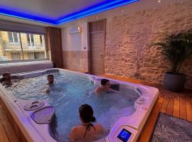 Refuge des Sens à Sarlat Spa，位于萨尔拉拉卡内达的酒店