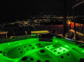 Vista Langhe - CerratoHouses，位于瓜热讷的酒店