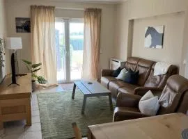 Klamar Ferienwohnung Monteur Wohnzimmer Esszimmer 1 Schlafzimmer Küche Diele Bad in Erftstadt Niederberg