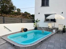 Villa Dehesa 466 piscina-barbacoa-2hab，位于托罗克斯的酒店